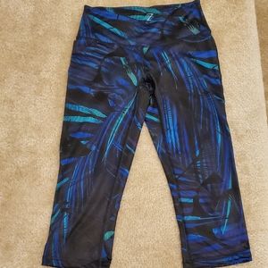 Zella Capri Workout Pants